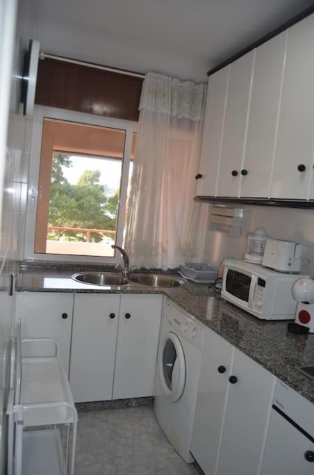 Apartamento Precioso ático a pie de playa, en Miño. Exterior foto